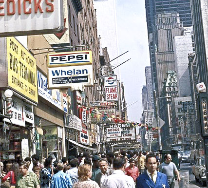 How to Turn a Busking Stunt Into a Berlin Gig (Like Ed Sheeran’s London Hustle)