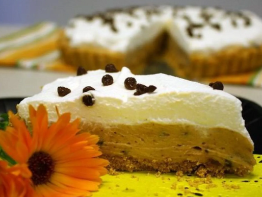 Southern-Style Peanut Butter Pie with Chocolate and Bourbon Whipped Cream: A Creamy Classic with a Kick