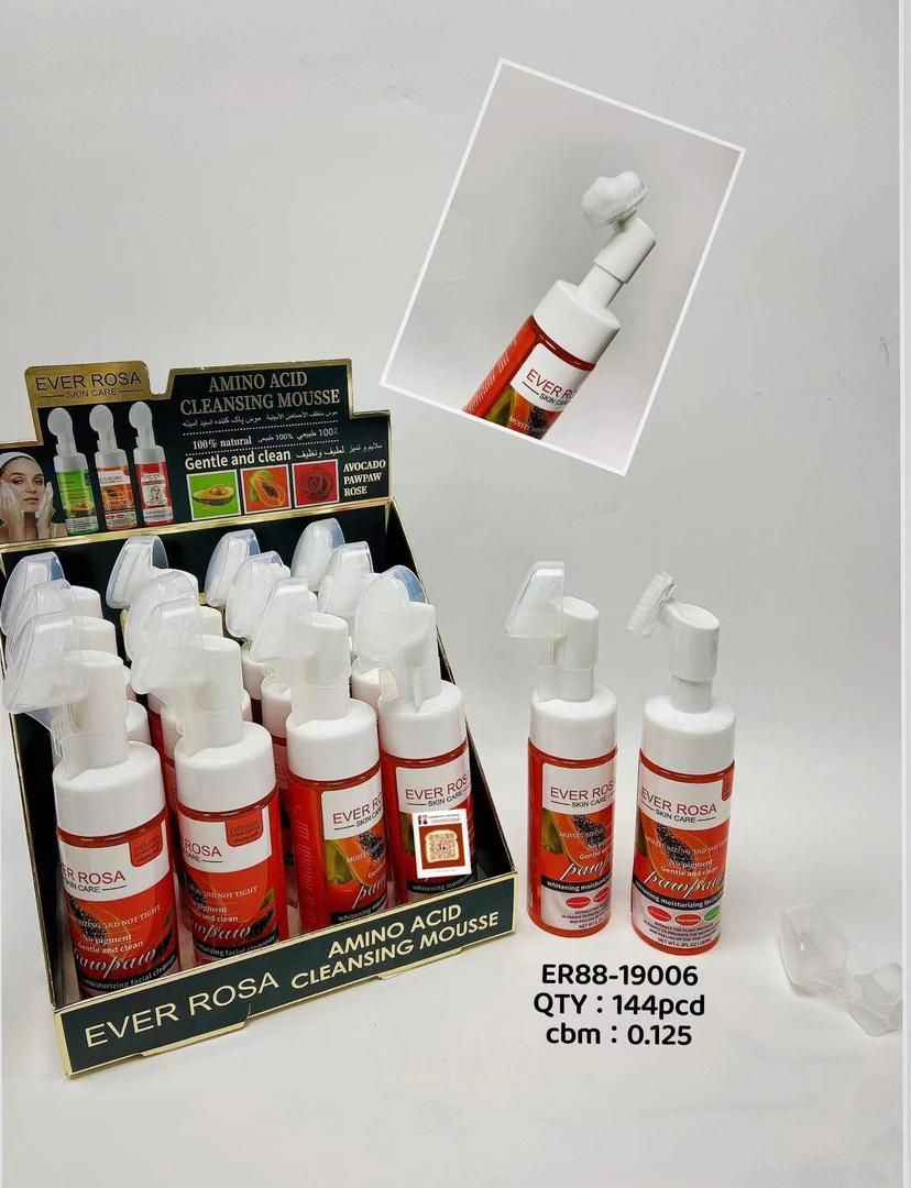 Miniature : Mousse nettoyant pour visage 