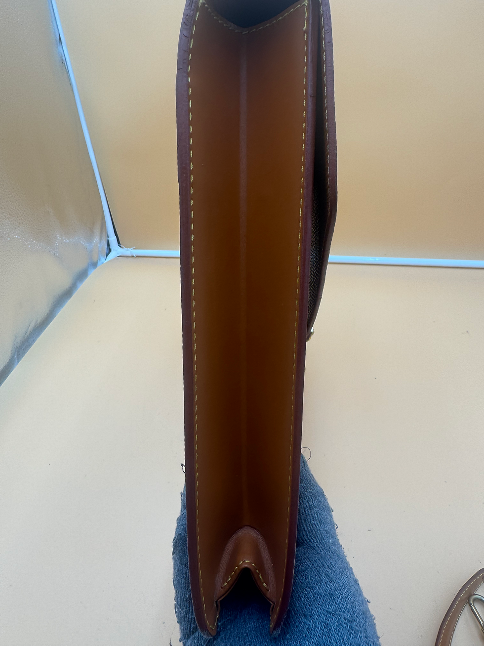 Thumbnail: LV Epi Brown Porte Documents Briefcase