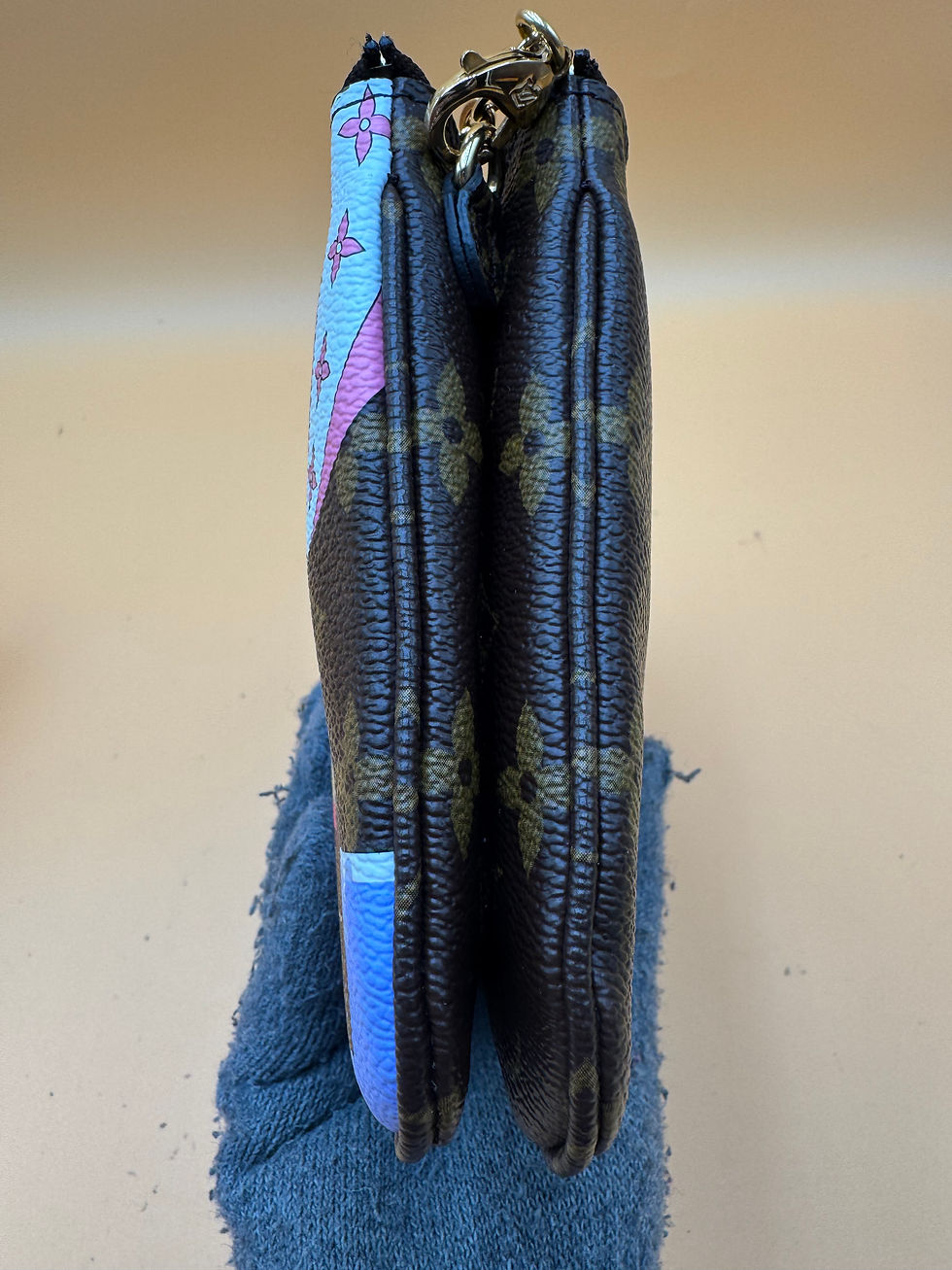 Thumbnail: LV Monogram Double Zip Pochette ( Vivienne Hot Air Balloon)