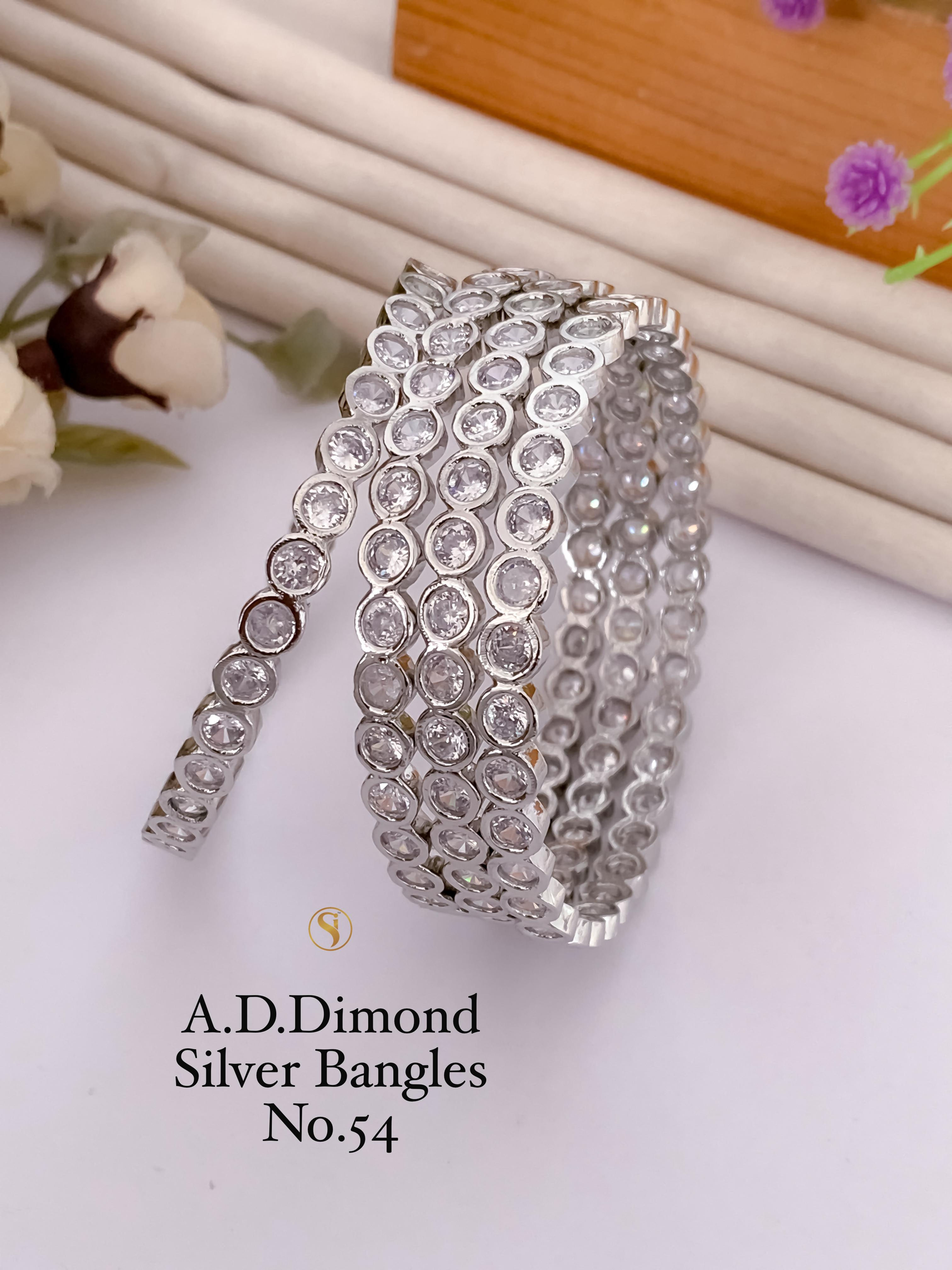 Zalesti Modern Designer Bangle