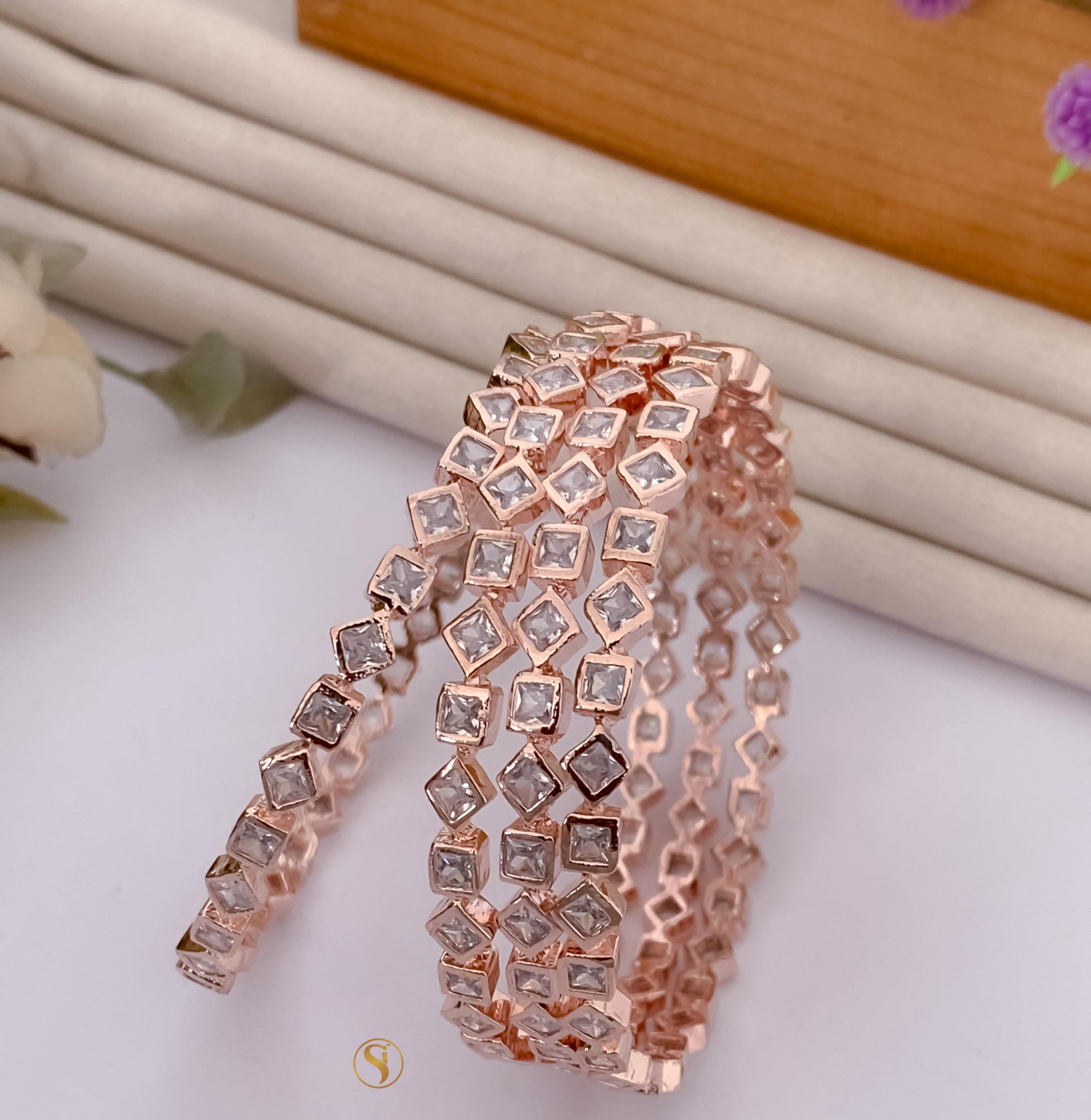 Zalesti Silver Tone Dailywear Bangle