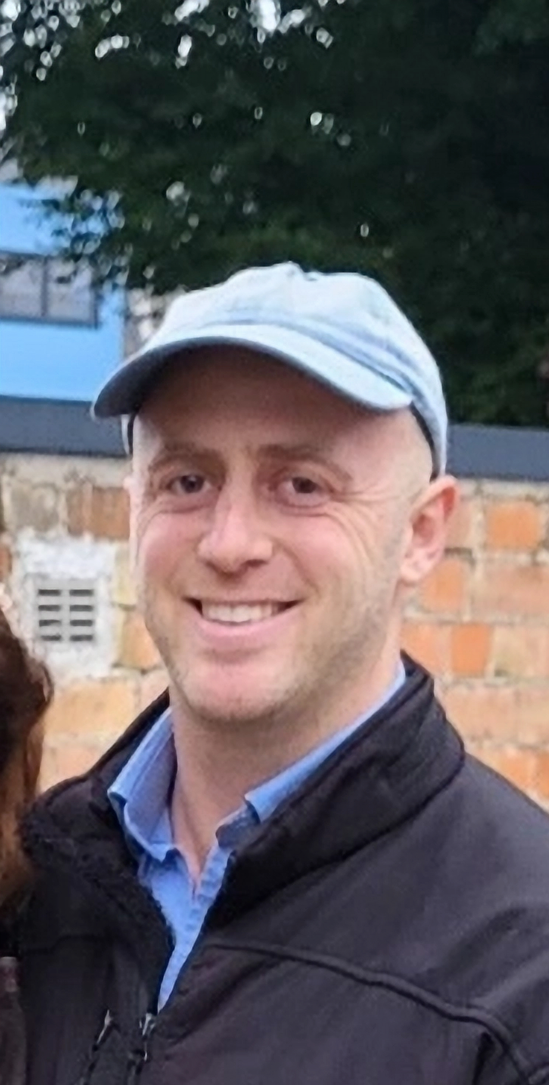 WhatsApp Image 2025-12-08 at 15.25_edited.jpg