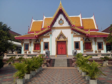 ラーマ9世による植樹が行われたお寺:ワット バーンチャーン ヌア