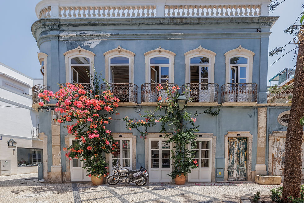 Restored Merchant's house in Olhõa Portugal