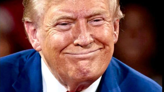 Trump impõe tarifa de 100% sobre os produtos chineses e intensifica guerra comercial 