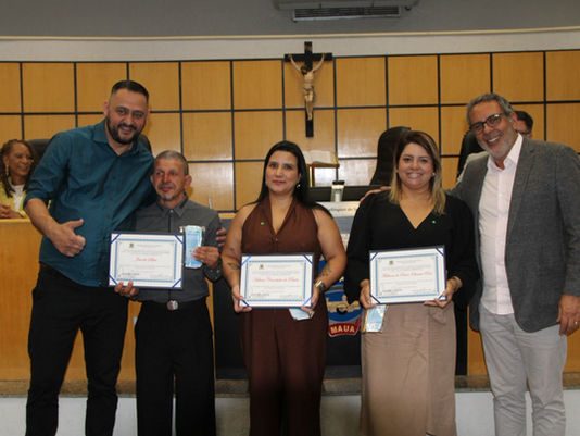 Equipe do Nardini é homenageada na Câmara de Mauá por dedicação e humanização