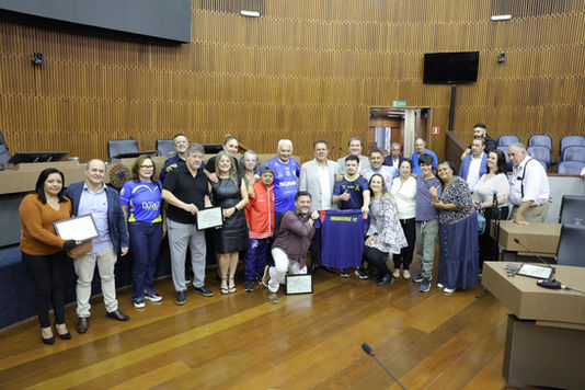Presidente Carlos Ferreira liderou sessão solene em comemoração aos 12 anos do Andreense F.C. enaltecendo inclusão e título mundial do futsal down