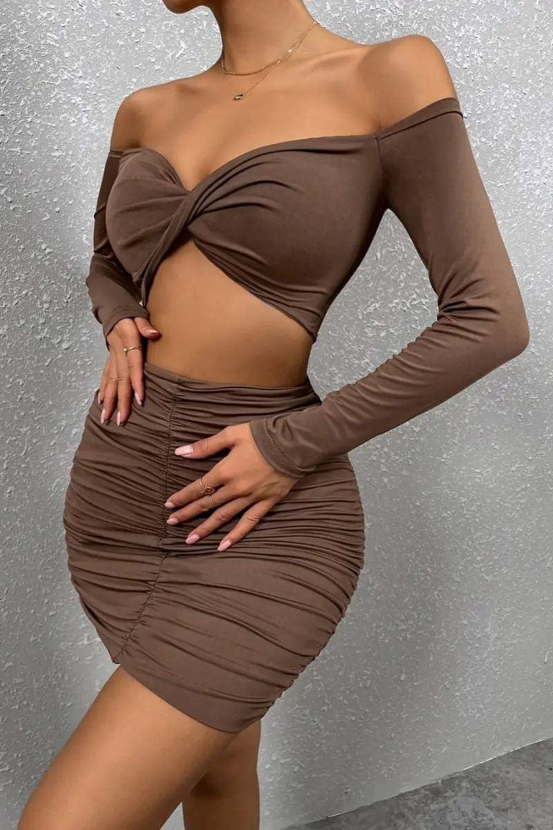 Thumbnail: Sweet like chocolate off the shoulders dress