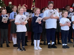 Choir Performs at The Collingwood Centre