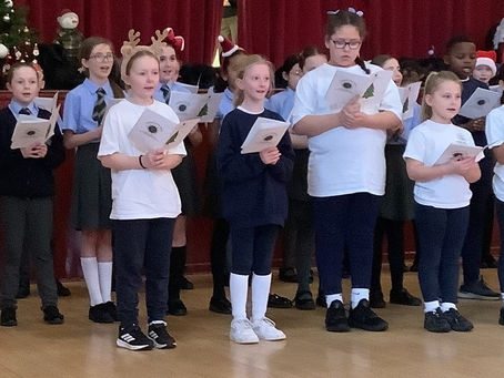 Choir Performs at The Collingwood Centre