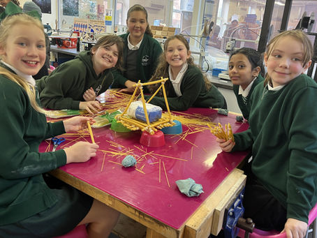 Year 5 Girls Shine at STEM Discovery Day!
