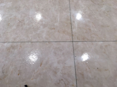 床WAX コーティング 失敗(※失敗したのは他社です。念のため)