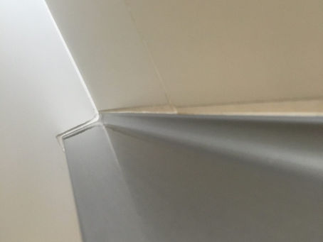 ステンレスの隅がRになってる