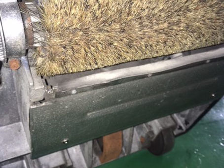 資機材紹介 スーパーパイルブラシ カーペット用起毛・復元掃除機