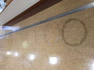 ものを移動しないで掃除すると・・・