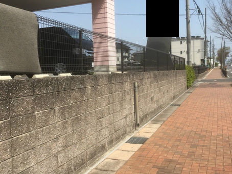 ブロック塀の清掃