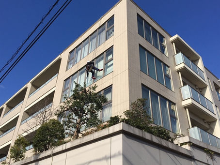 ガラス清掃(ロープダウン)