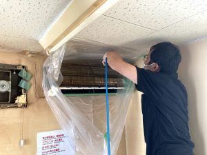 エアコン分解洗浄