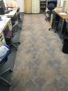 事務所タイルカーペット洗浄