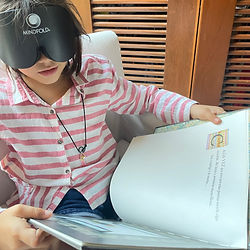 Vision Extra Ocular leyendo 2