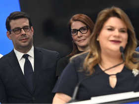 El secretario de la Gobernación que aparece en cada escándalo del gobierno de Jenniffer González