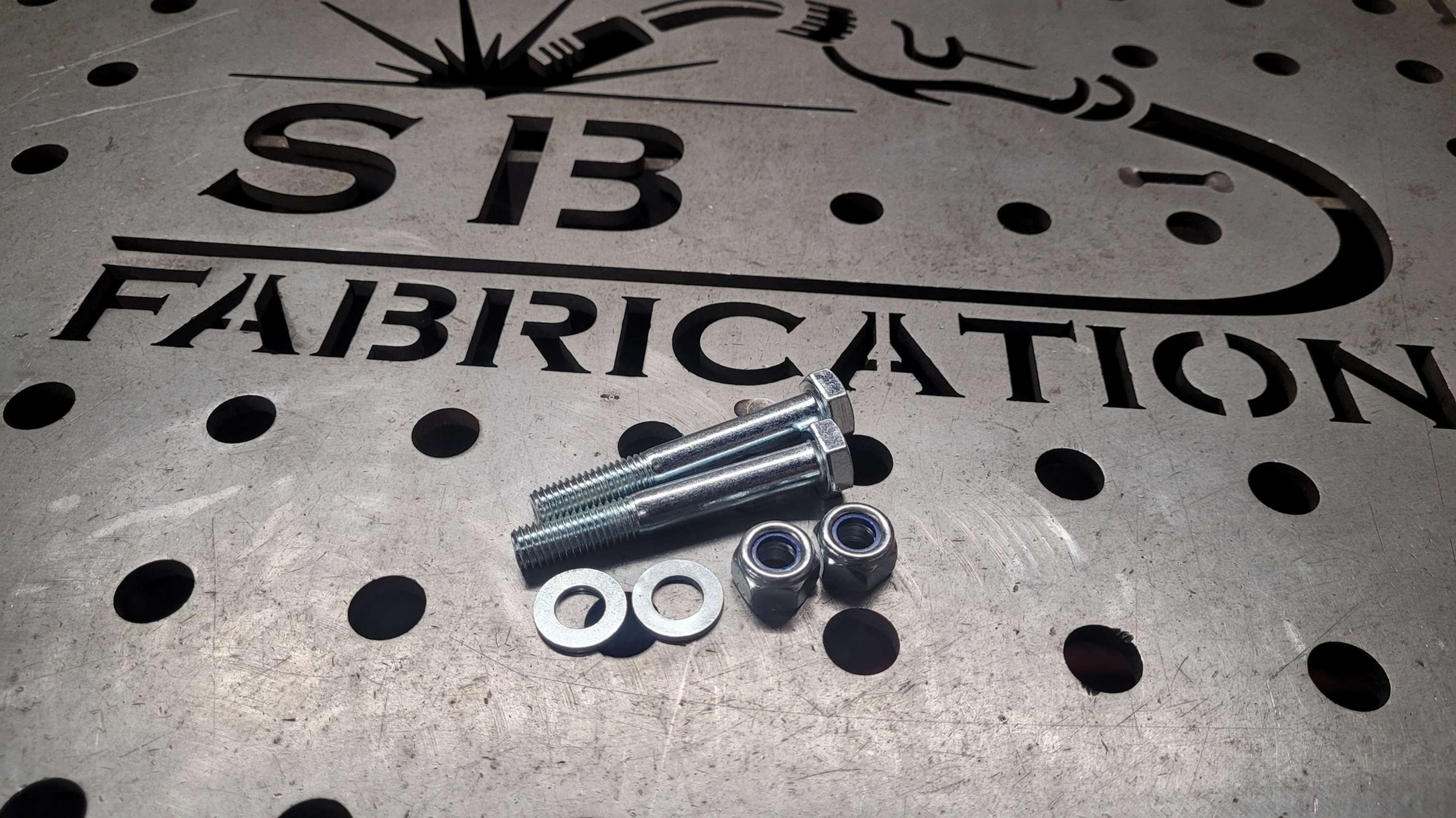 Rear lower shocker bolts (no ARB)