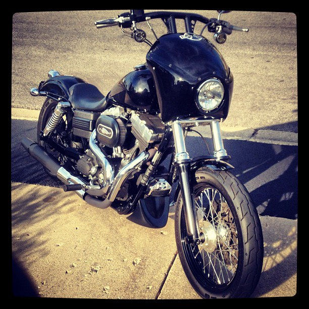 Thumbnail: Harley Davidson Dyna chin spoiler