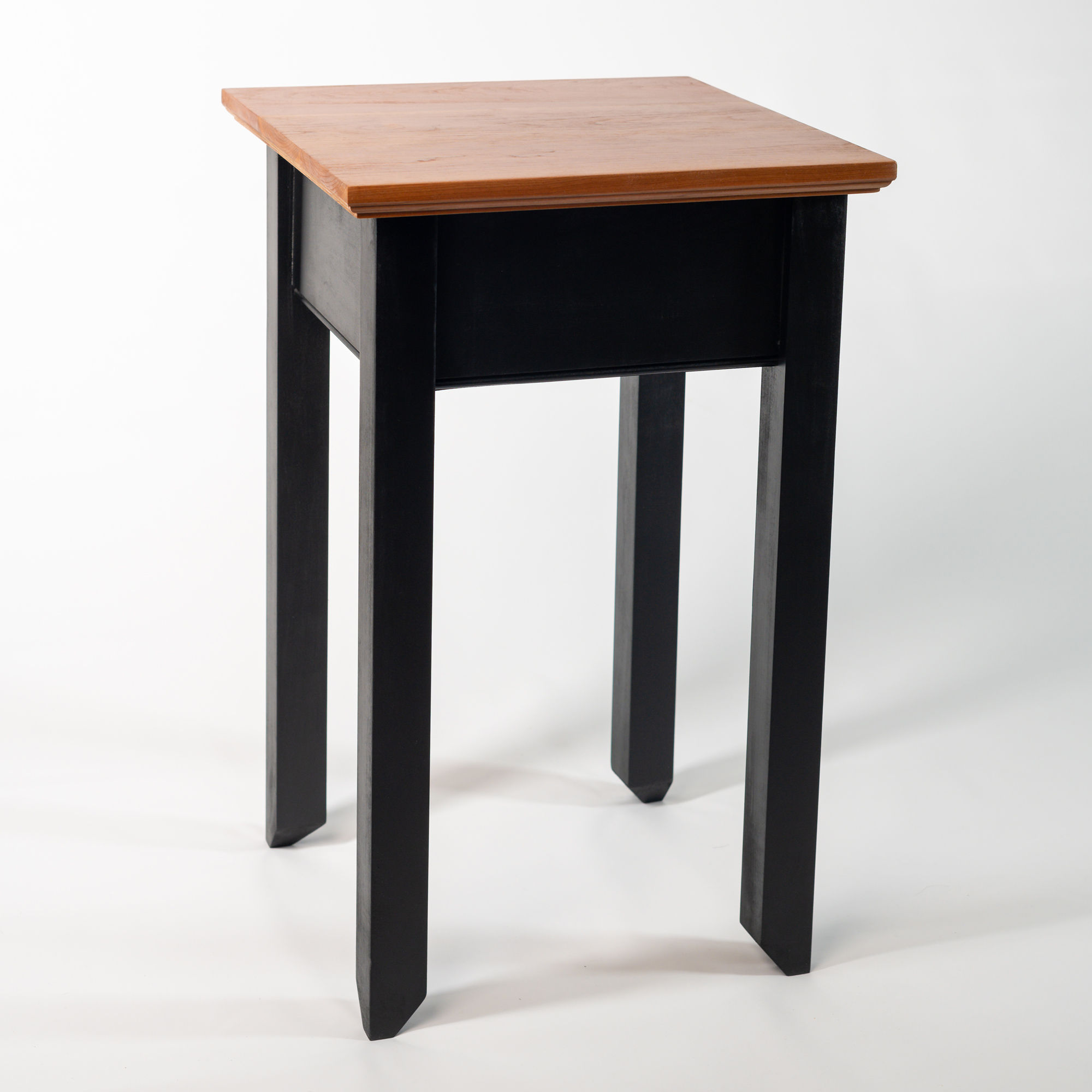 Lexington Side Accent Table in Onyx | Handcrafted Wood