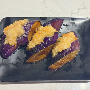 Fried Eggplant with Minced Shrimp (3PCS)