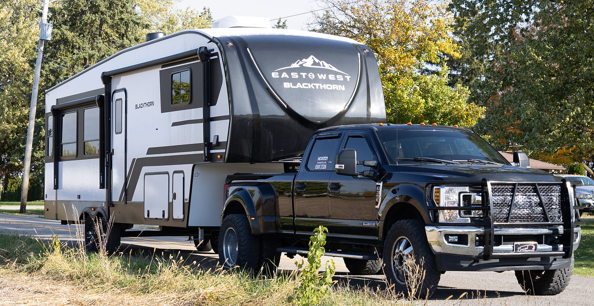 Horizon-Tow-Away-Black-Truck-90-scaled.jpg
