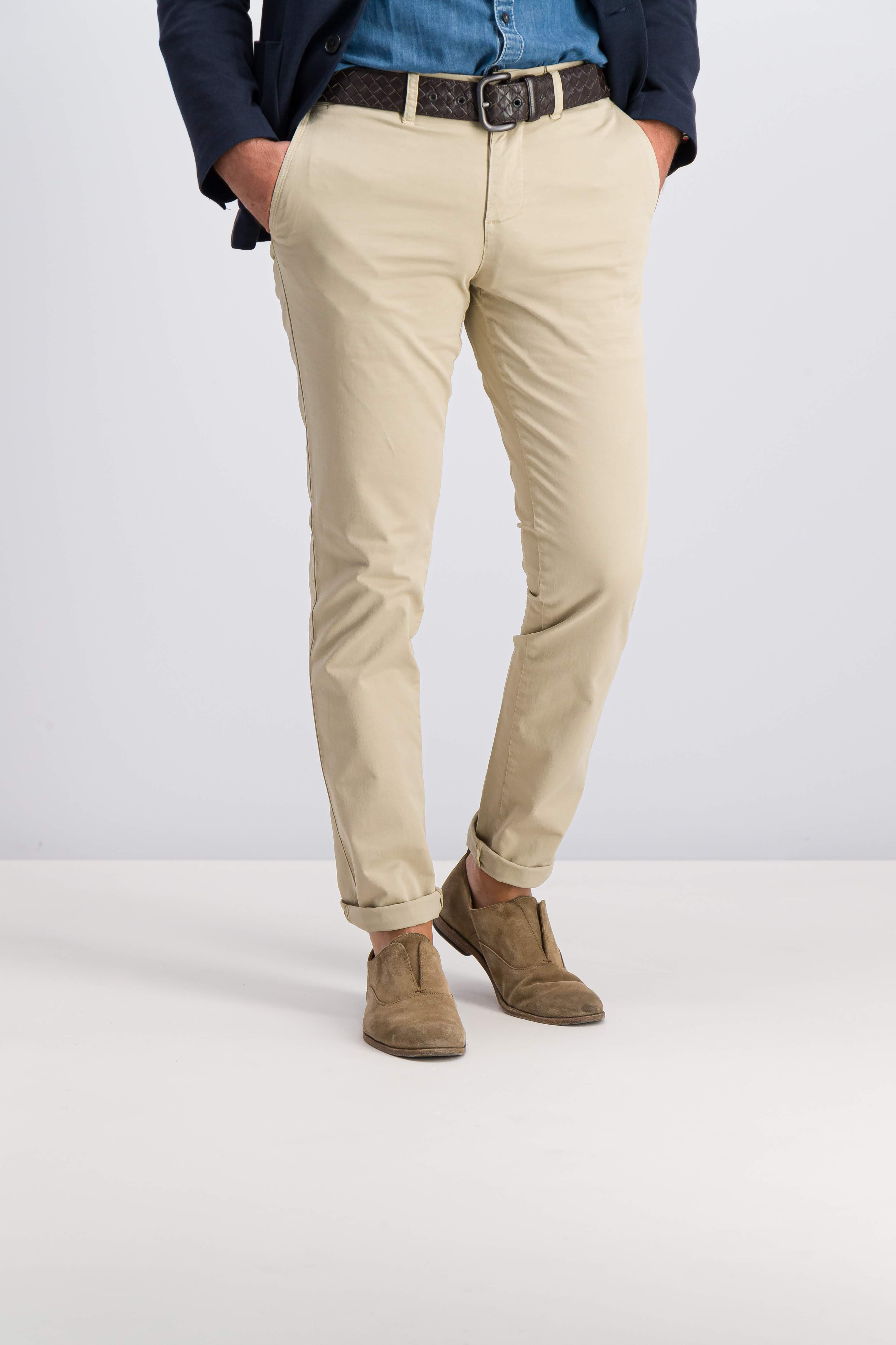 MENSCH | LCDN : Chino Coupe ajustée Beige
