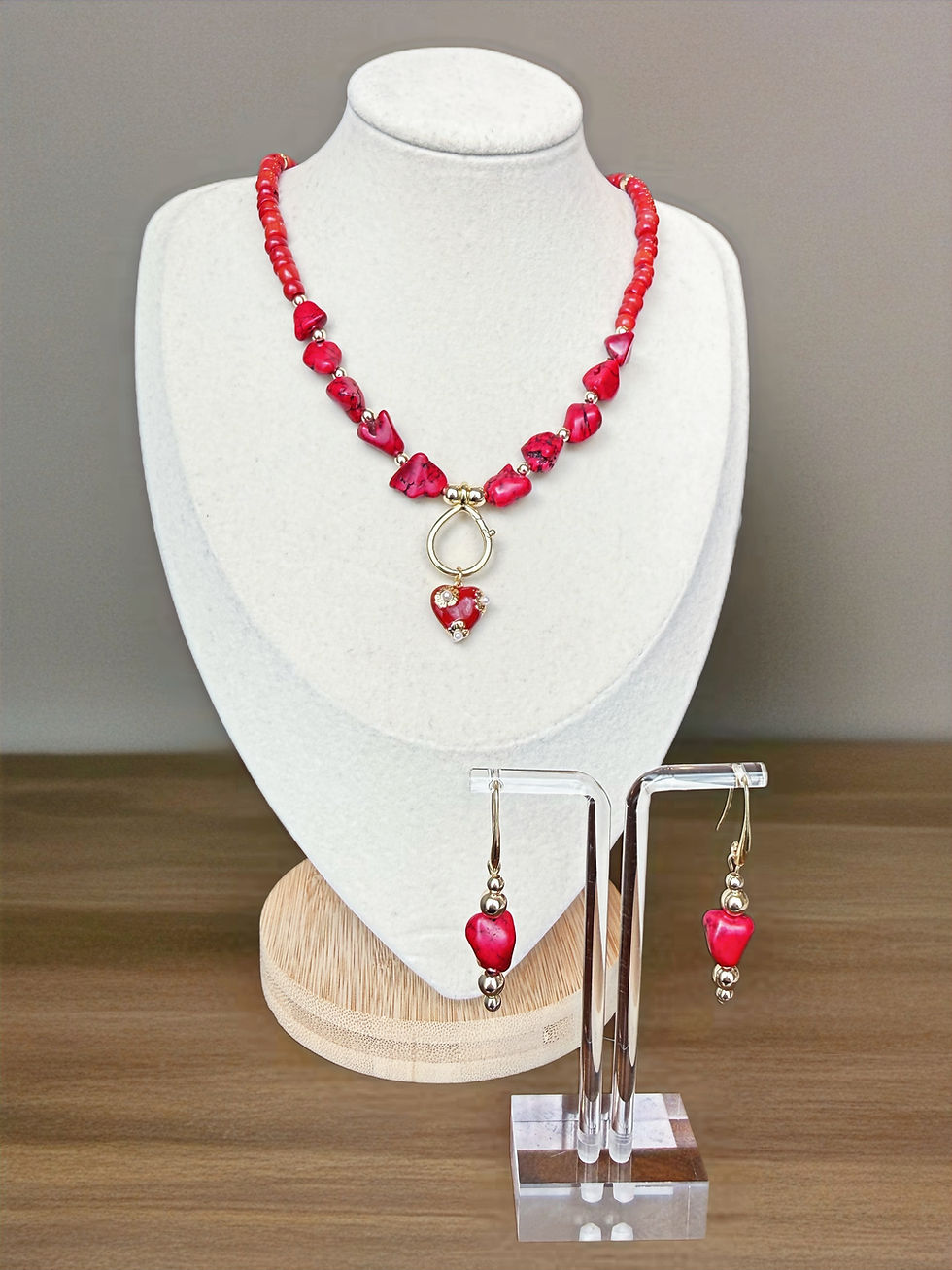 Moku Reserve – Cuore di Corallo Necklace & Earrings Set