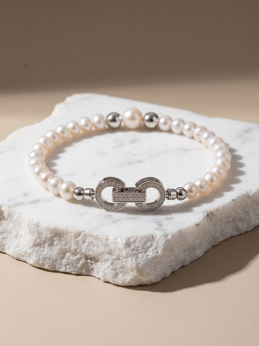 Thumbnail: Perle de Lumière Pearl Bracelet | Maison de Bijoux by Quarry