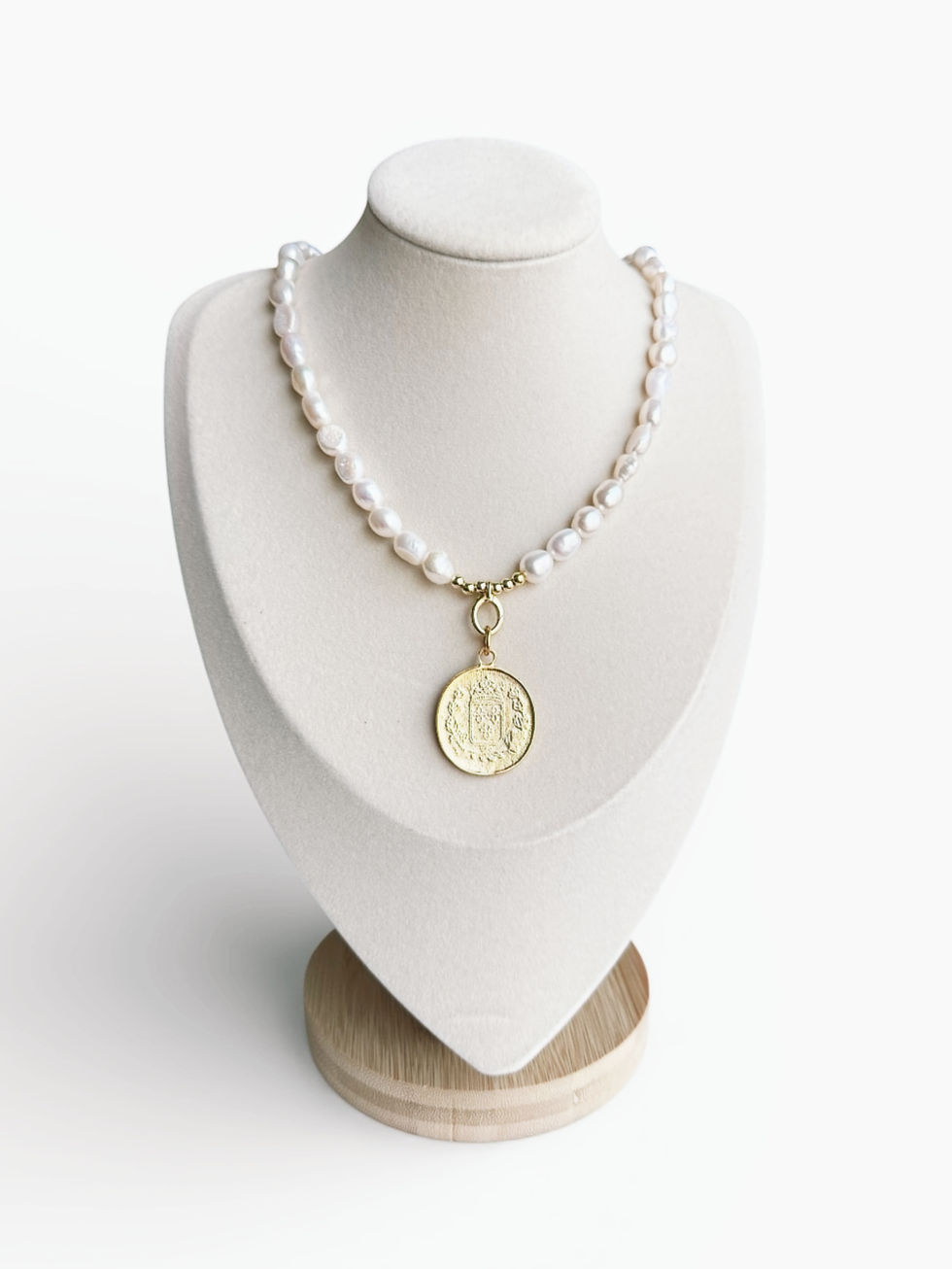 Thumbnail: Trésor de Perle “Pearl Treasure”, Pearl & Gold Necklace, Bracelet, & Earring Set