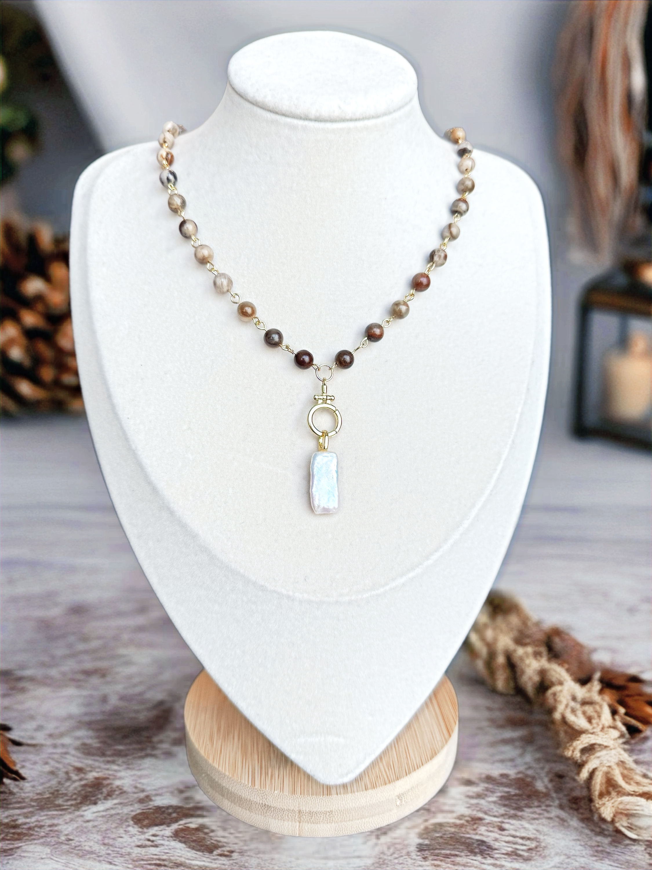 Quarry Atelier: Fossile Lumière Necklace
