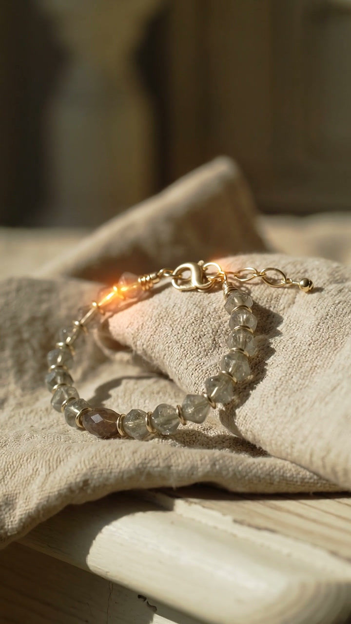 Thumbnail: Cassis Nocturne III | Czech Glass & 14k Gold-Filled Bracelet | Maison de Bijoux