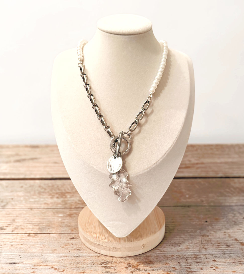 Feuille & Héritage Pearl & Oak Statement Necklace