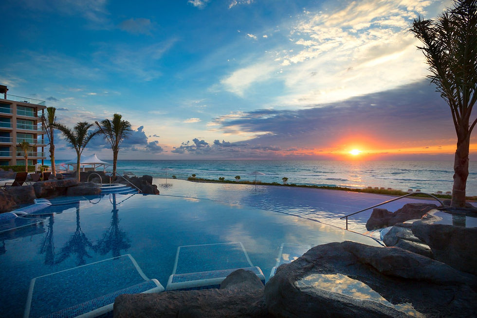 hard-rock-hotel-cancun-infinity-pool-sunset.jpeg