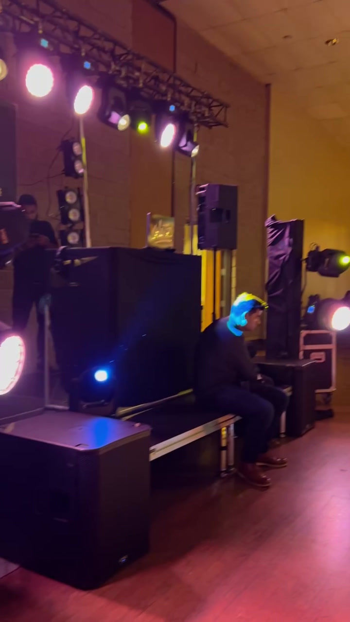 Thumbnail: Large Moving Heads Truss Setup