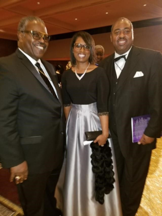 Tuppers - Bishop Williams