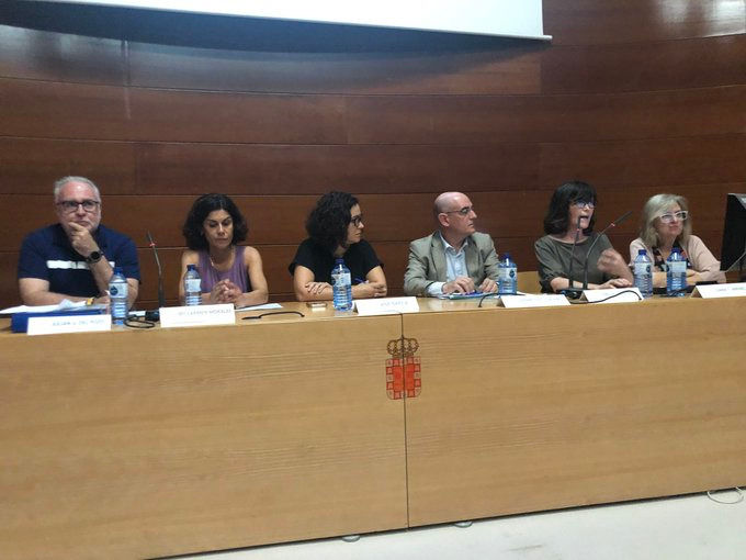 CONCLUSIONES MESA REDONDA Crisis en la Atención Primaría. Orientación a la Comunidad