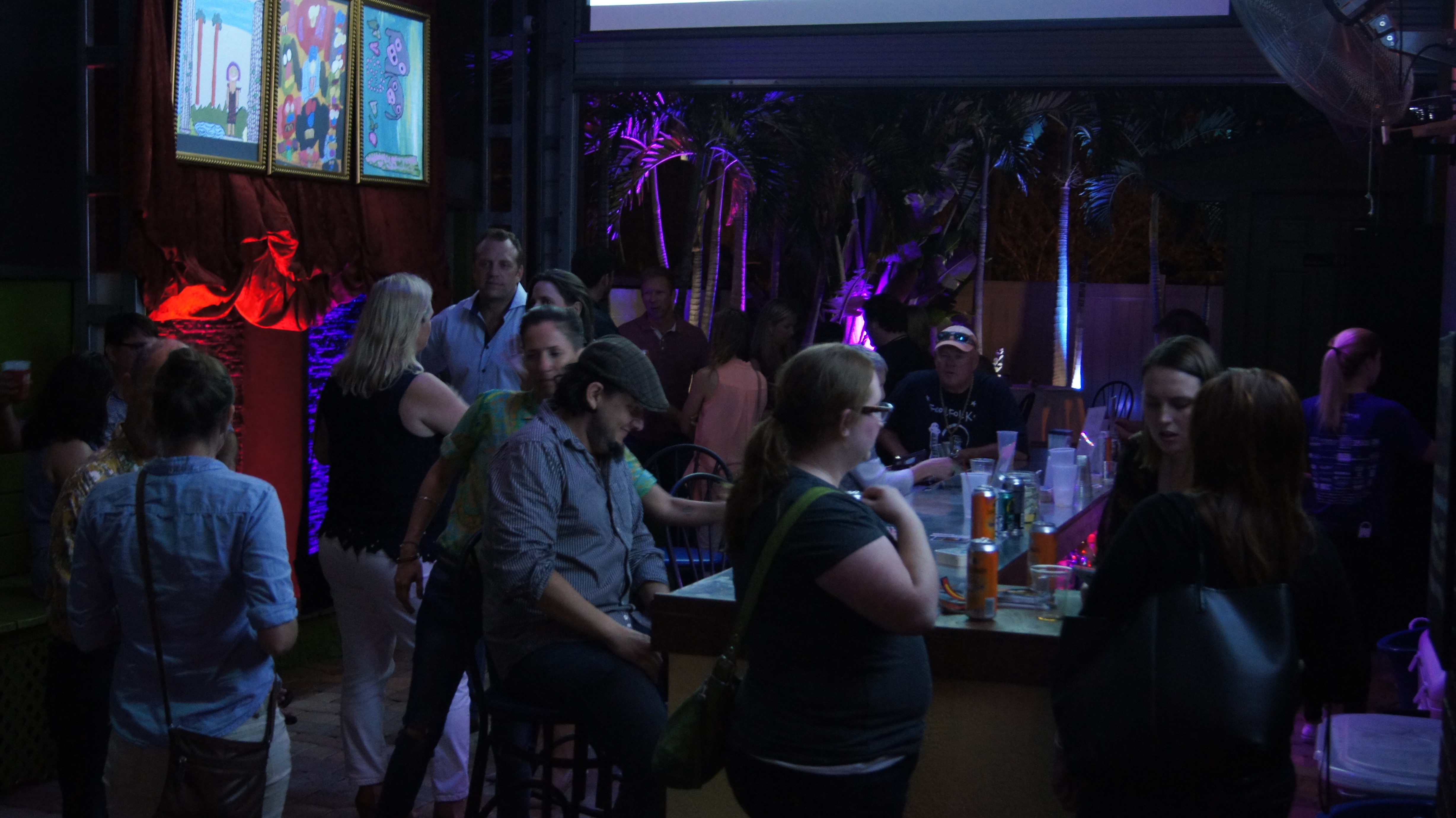 studio bar