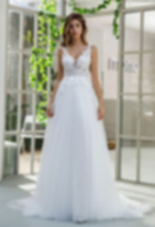 RHO BRIDAL™ FLORAL INSPIRED LACE WITH SLIT TULLE SKIRT WEDDING DRESS