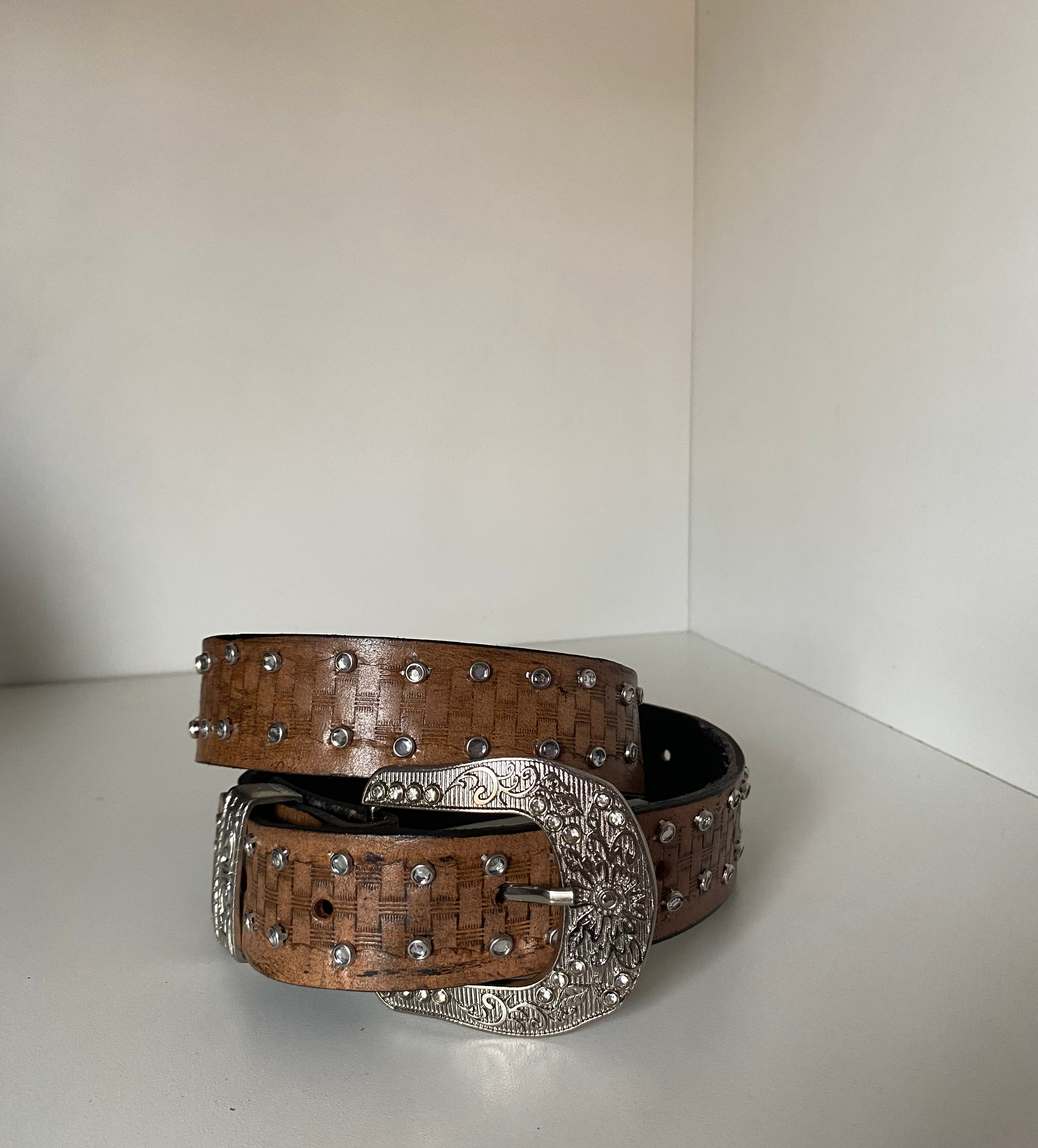 Cinto feminino taxinhas 