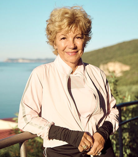 Ameila Adamo Netaresor.jpg