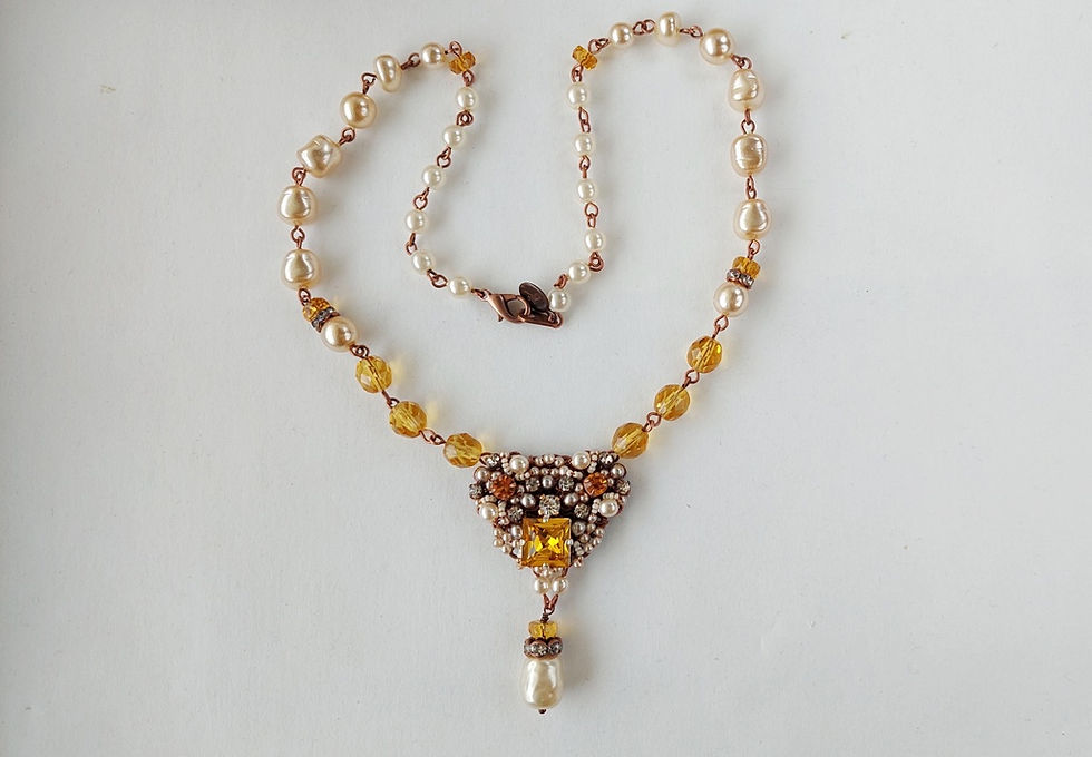 Thumbnail: Rhinestone NECKLACE  with YELLOW TOPAZ and PEARL