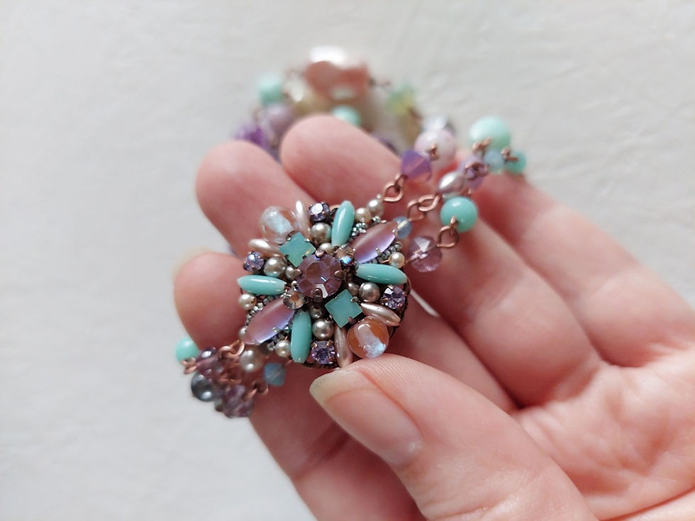 PURPLE and GREEN NECKLACE with SAPHIRET Clasp and Three Rows