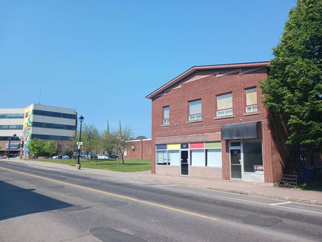 EDMUNDSTON ACQUIERT POUR SA DÉMOLITION UNE PROPRIÉTÉ DU CENTRE-VILLE